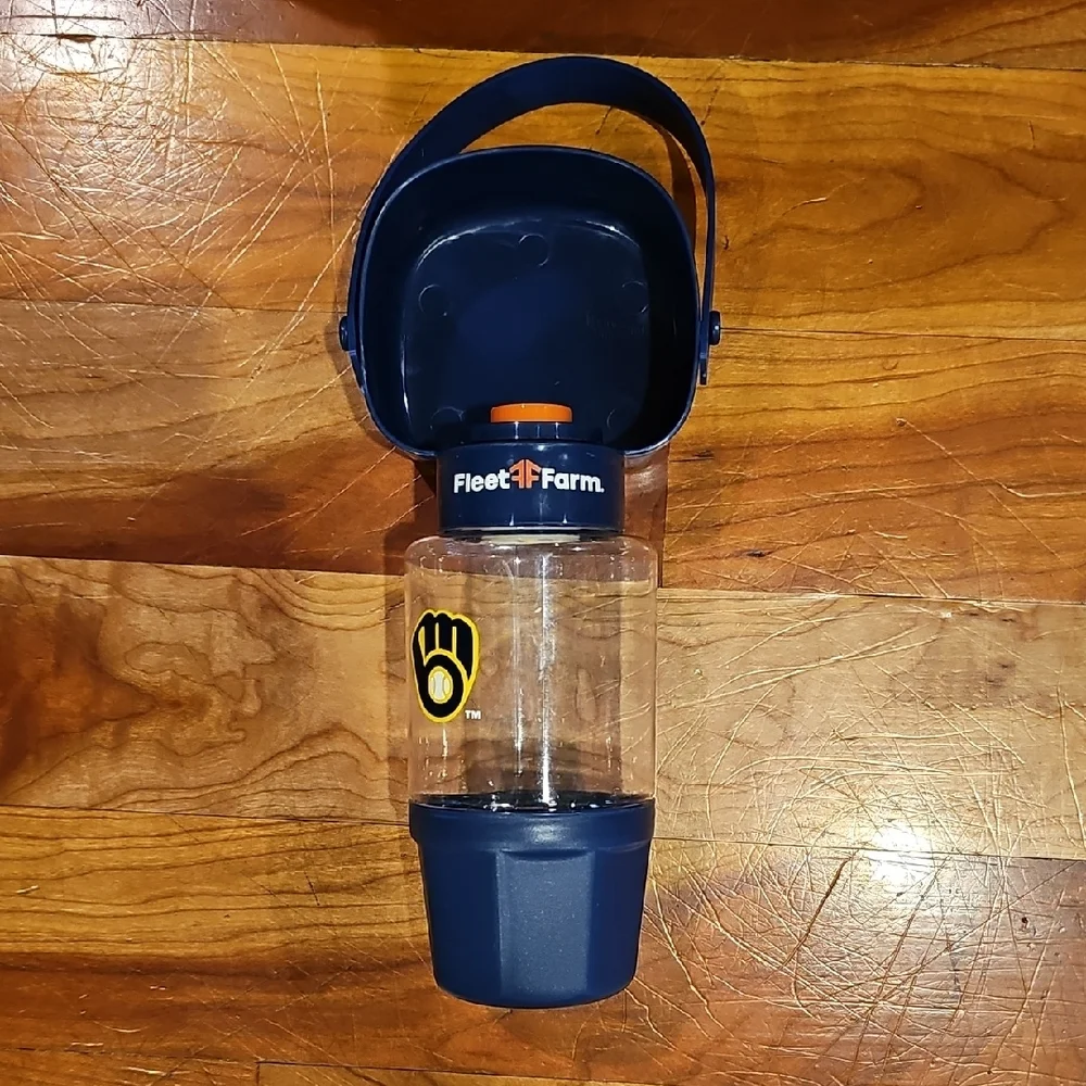 Milwaukee Brewers Pet Water Bottle